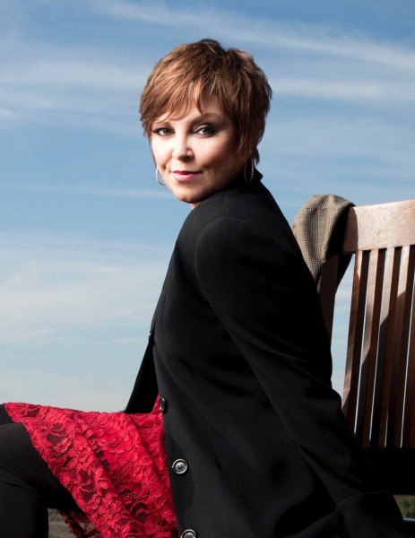 Pat Benatar to be Honored at the 2018 She Rocks Awards